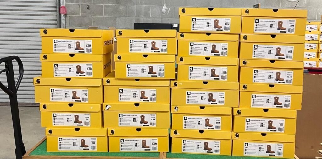 Carhartt-boots-pallet-for-sale.jpeg