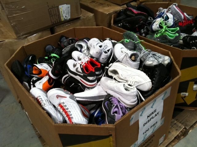 Mixed-Shoe-Pallets.jpg