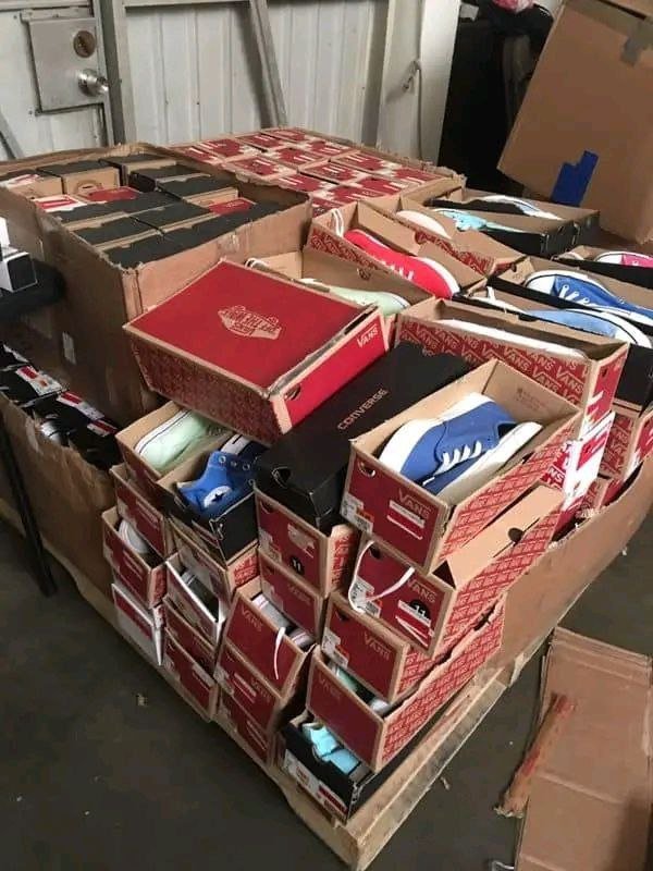 Mixed-shoes-pallets-for-sale.jpg