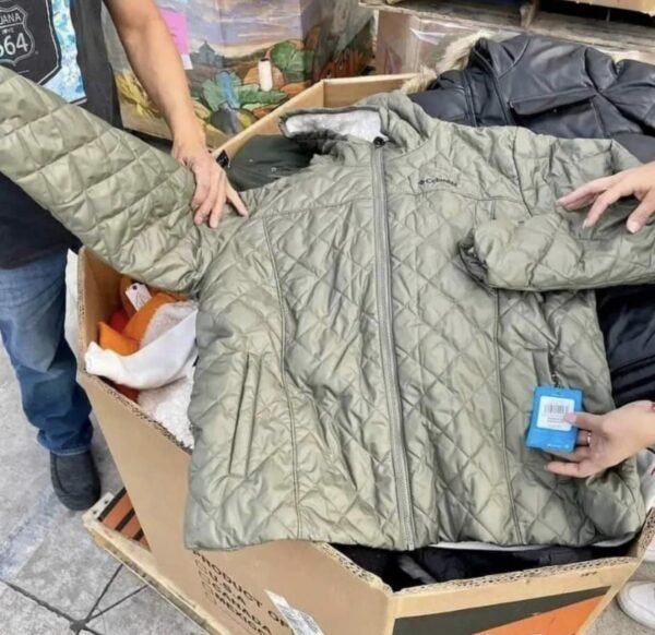 Winter-Jackets-Pallets-2.jpeg