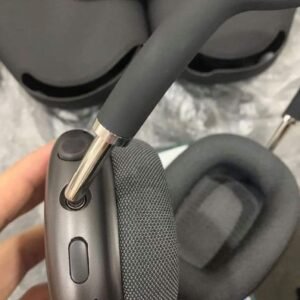 AirPods Max Pallet