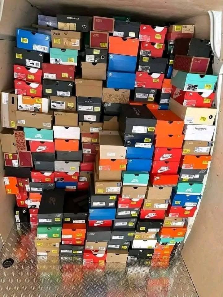 quality-nike-sneakers-pallet-mixed-2.jpeg