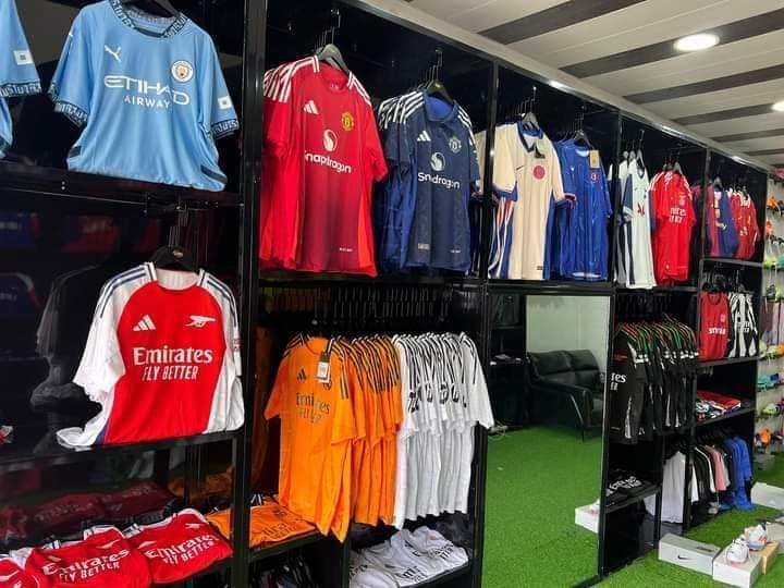 soccer-jerssey-pallets-for-sale.jpg